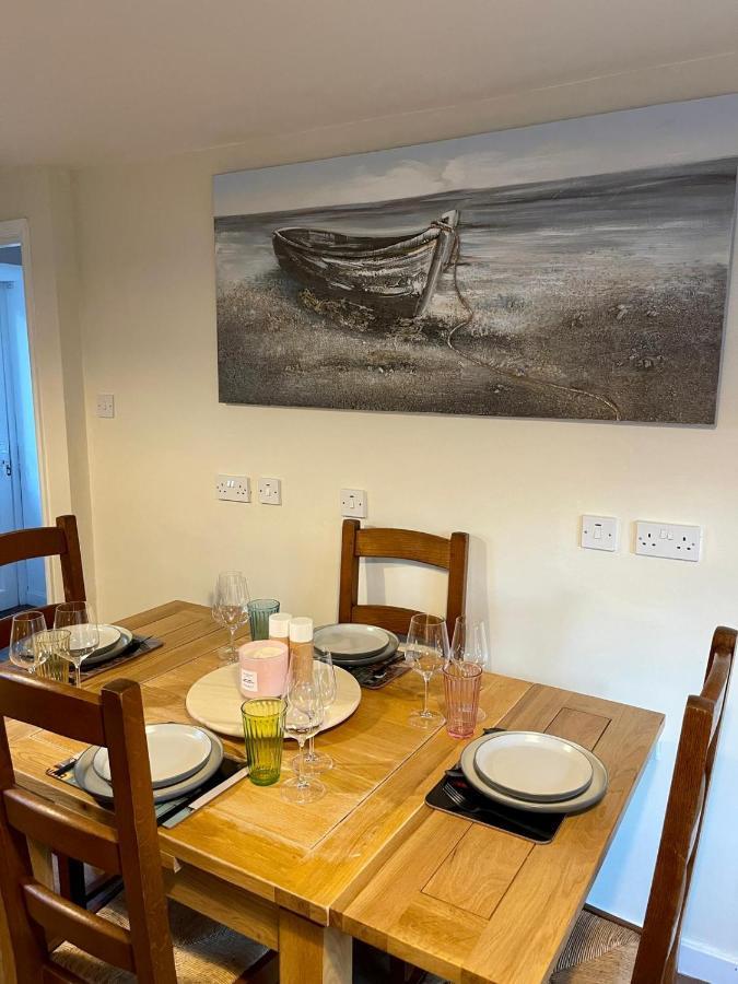 Honeycomb Cottage Newburgh  ภายนอก รูปภาพ